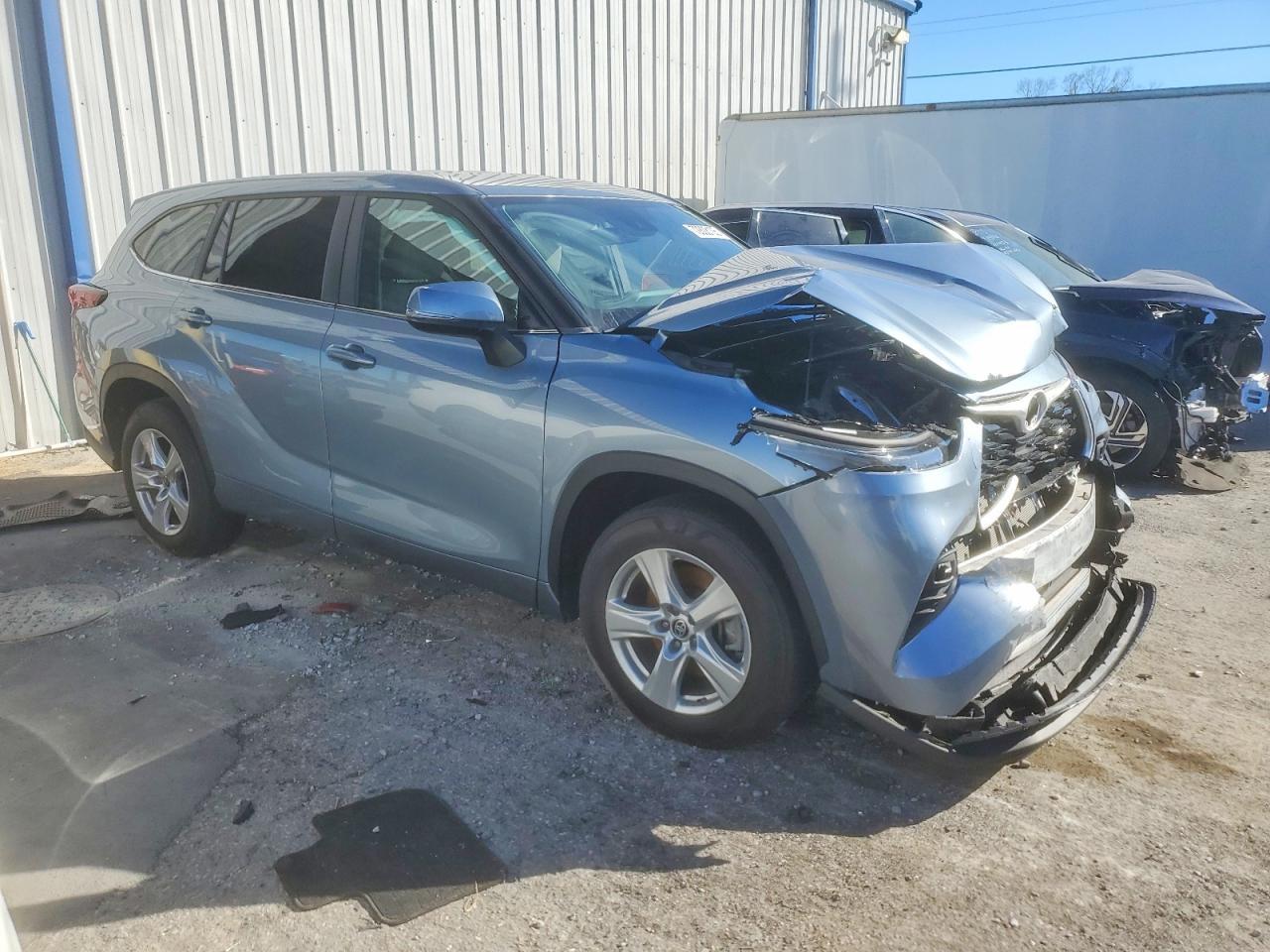 2024 Toyota Highlander Hybrid Le - Фото 4