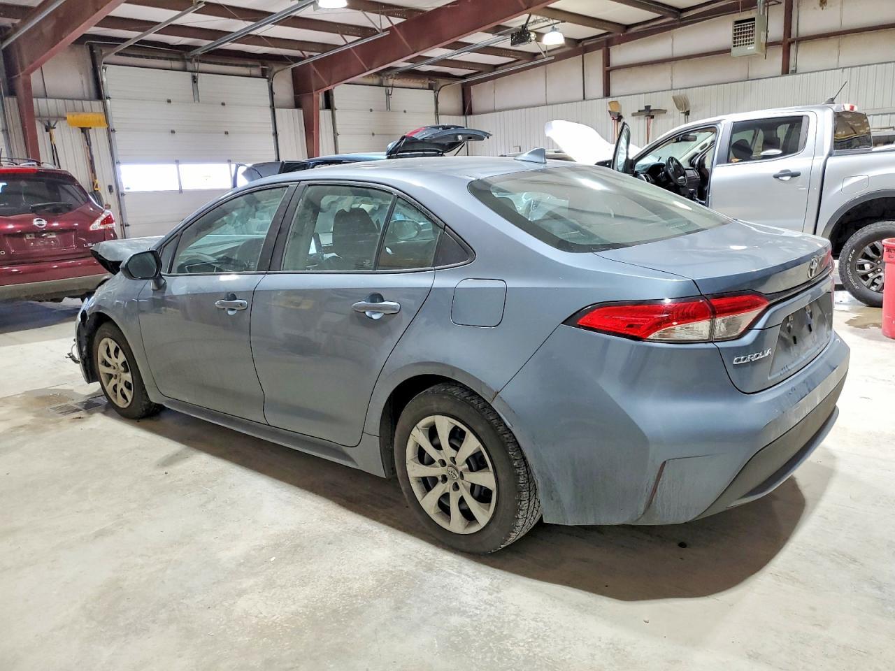 2021 Toyota Corolla Le - Image 2