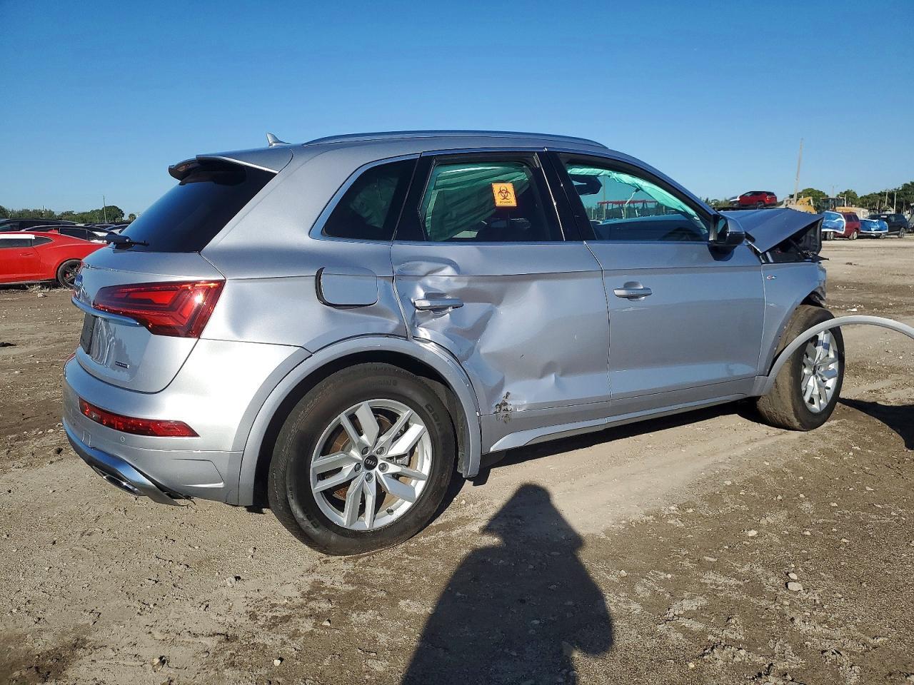 2023 Audi Q5 Premium 45 - Фото 3