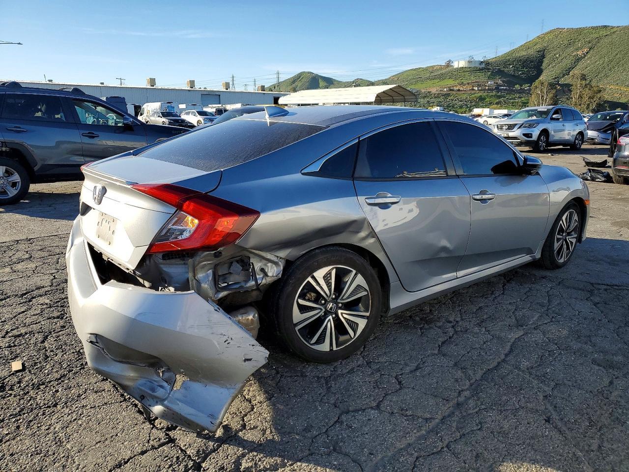 2016 Honda Civic Ex - Image 3