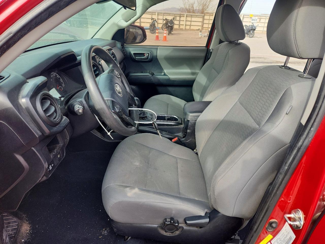 2018 Toyota Tacoma Double Cab - Image 7