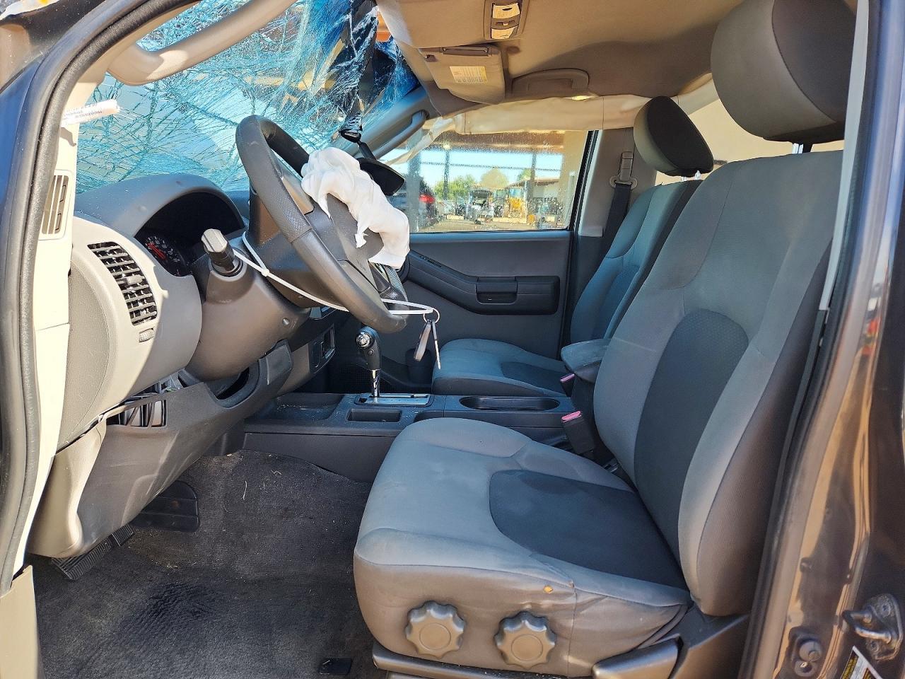 2010 Nissan Xterra X - Image 7