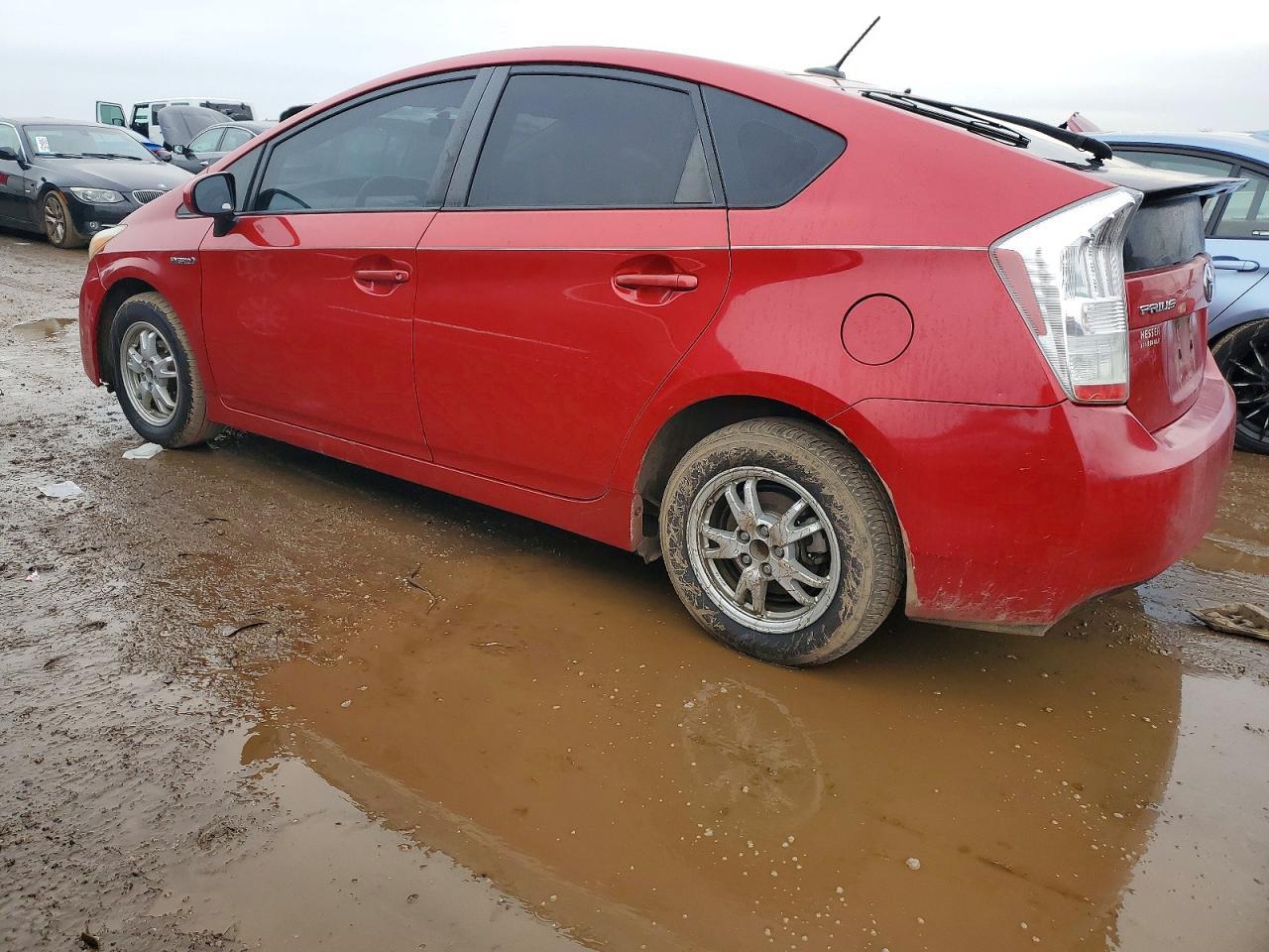 2011 Toyota Prius - Фото 2