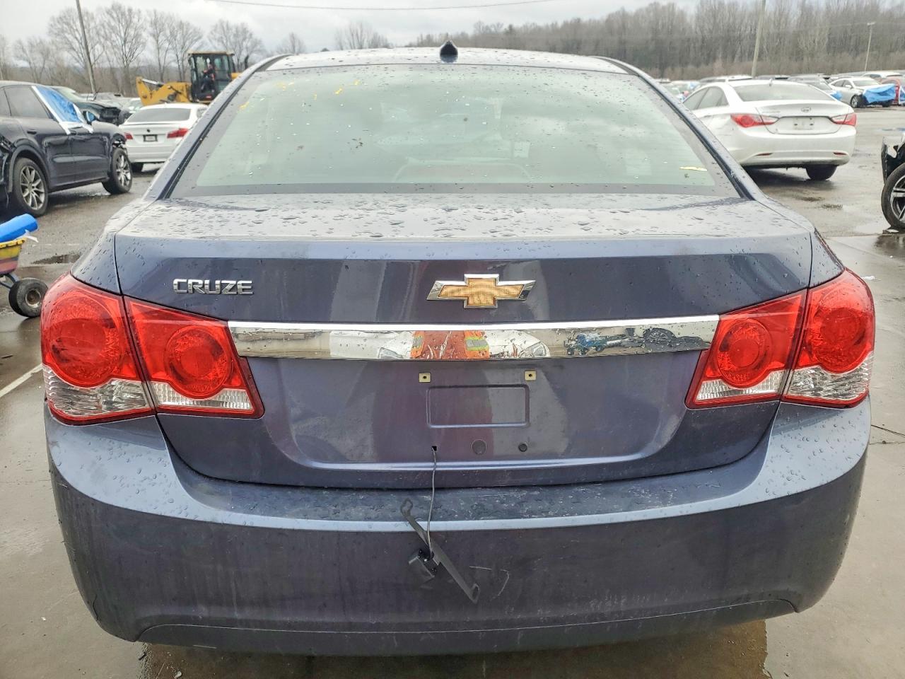 2014 Chevrolet Cruze Ls - Image 6