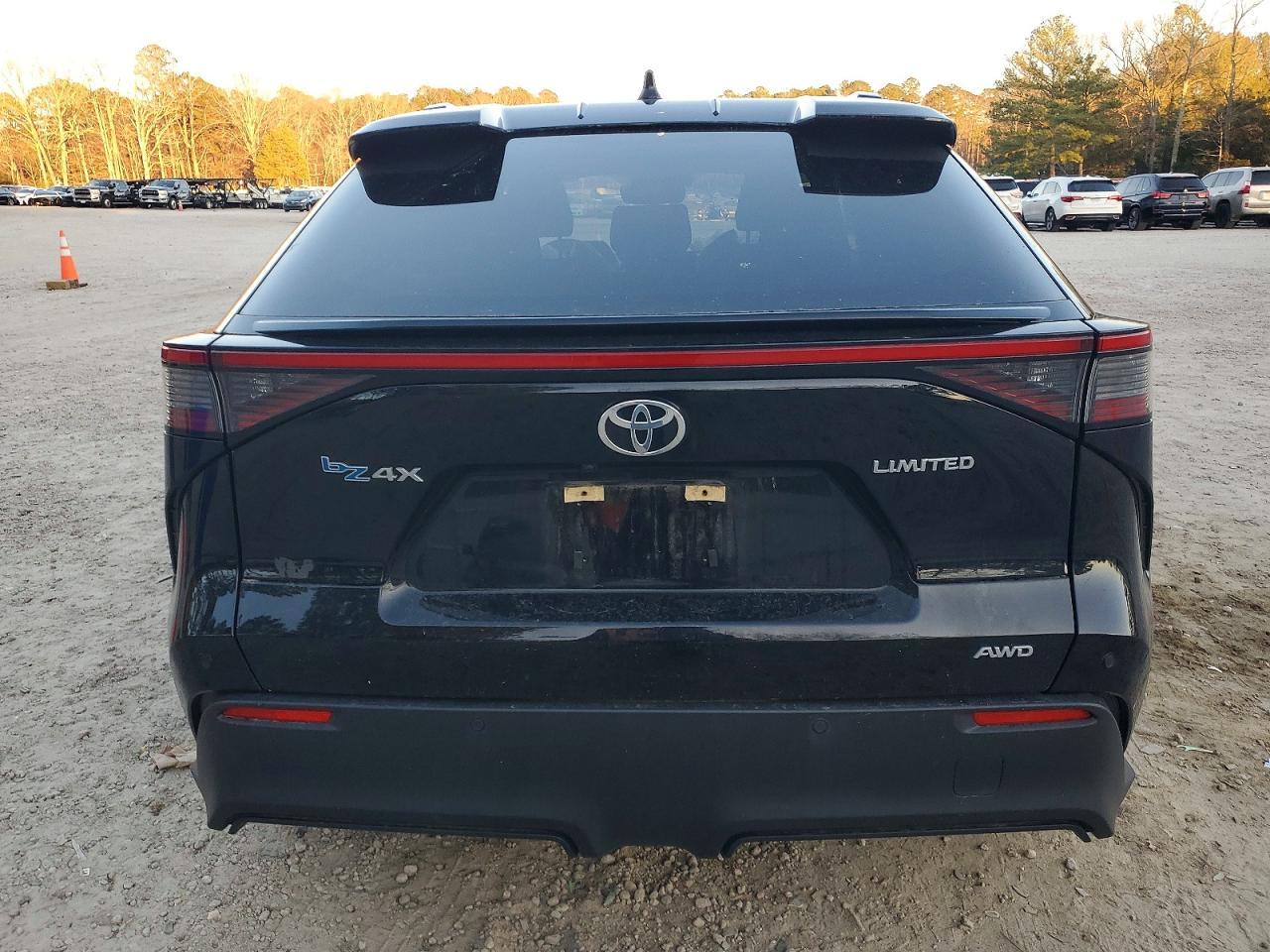 2023 Toyota Bz4X Limited - Фото 6