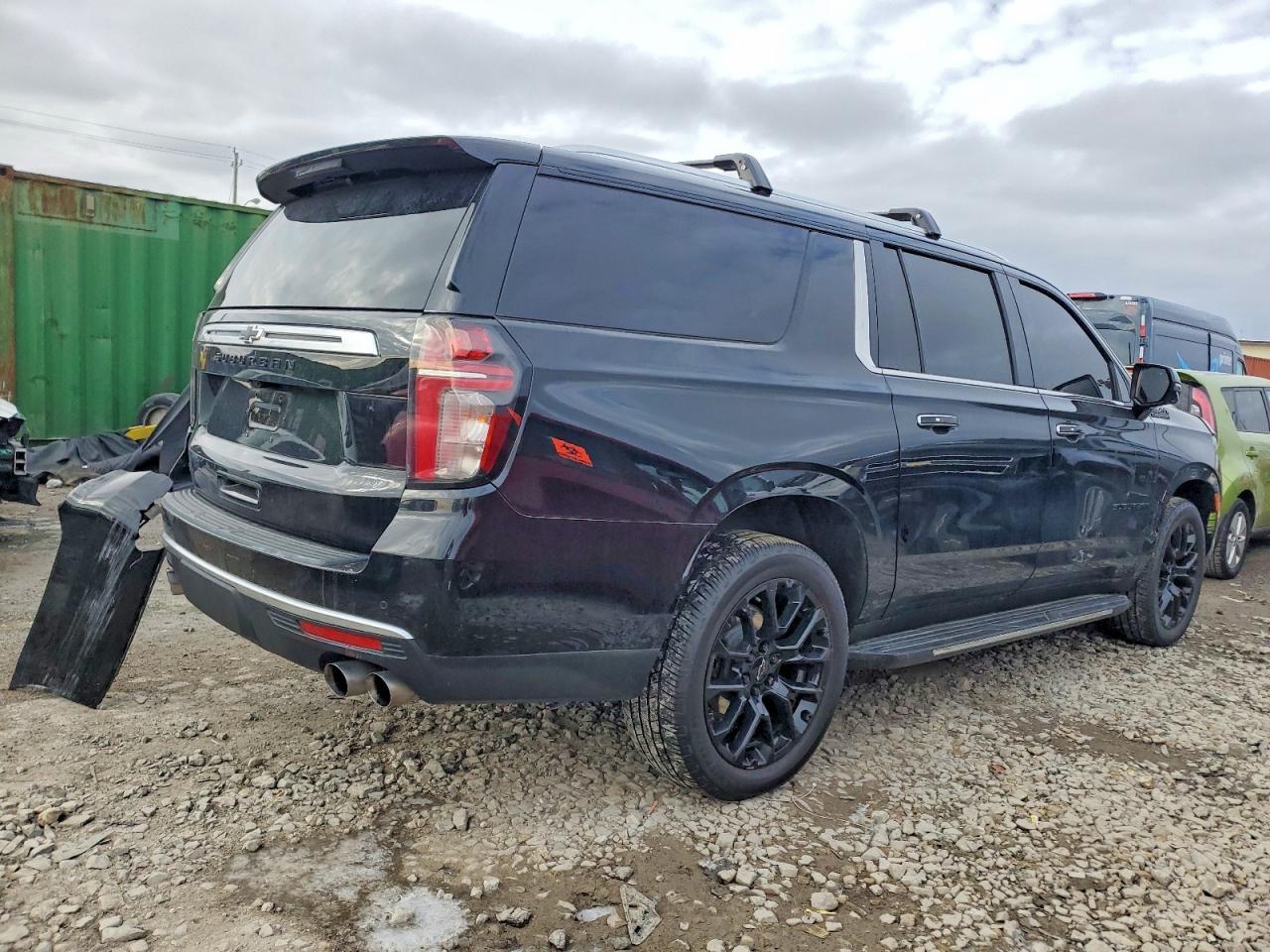 2022 Chevrolet Suburban K1500 High Country - Фото 3