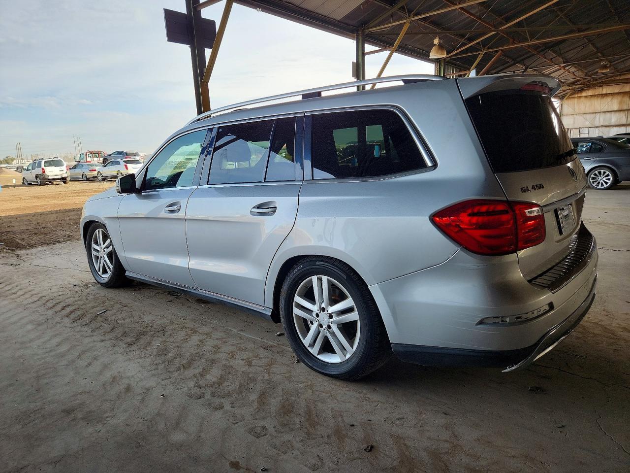 2015 Mercedes-Benz Gl 450 4Matic - Image 2