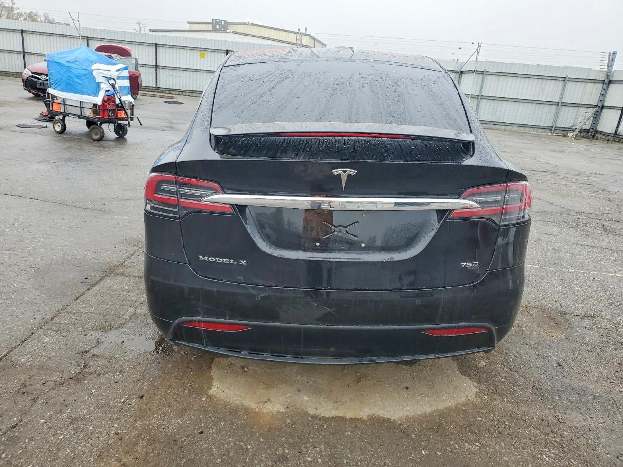 2017 Tesla Model X - Image 6