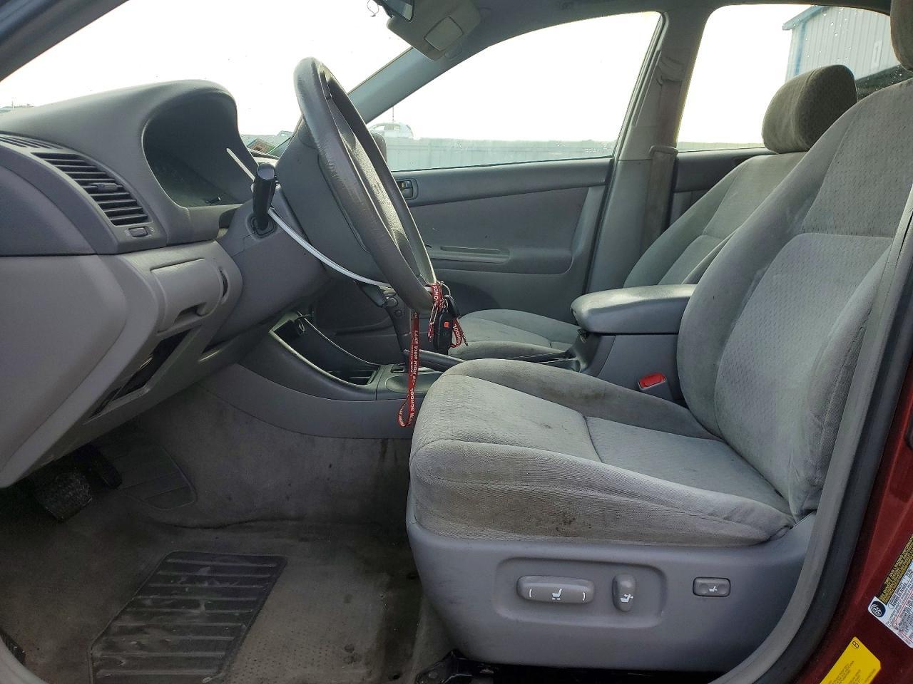 2004 Toyota Camry Le - Фото 7