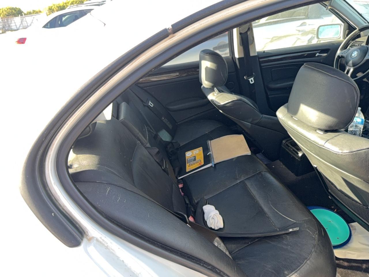 2002 BMW 325 I - Фото 6