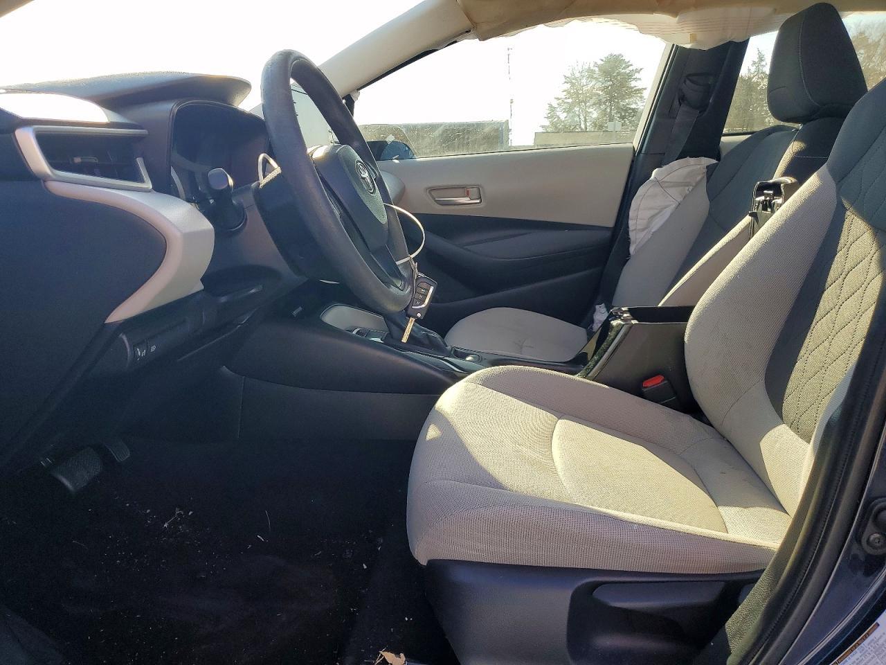 2021 Toyota Corolla Le - Фото 7
