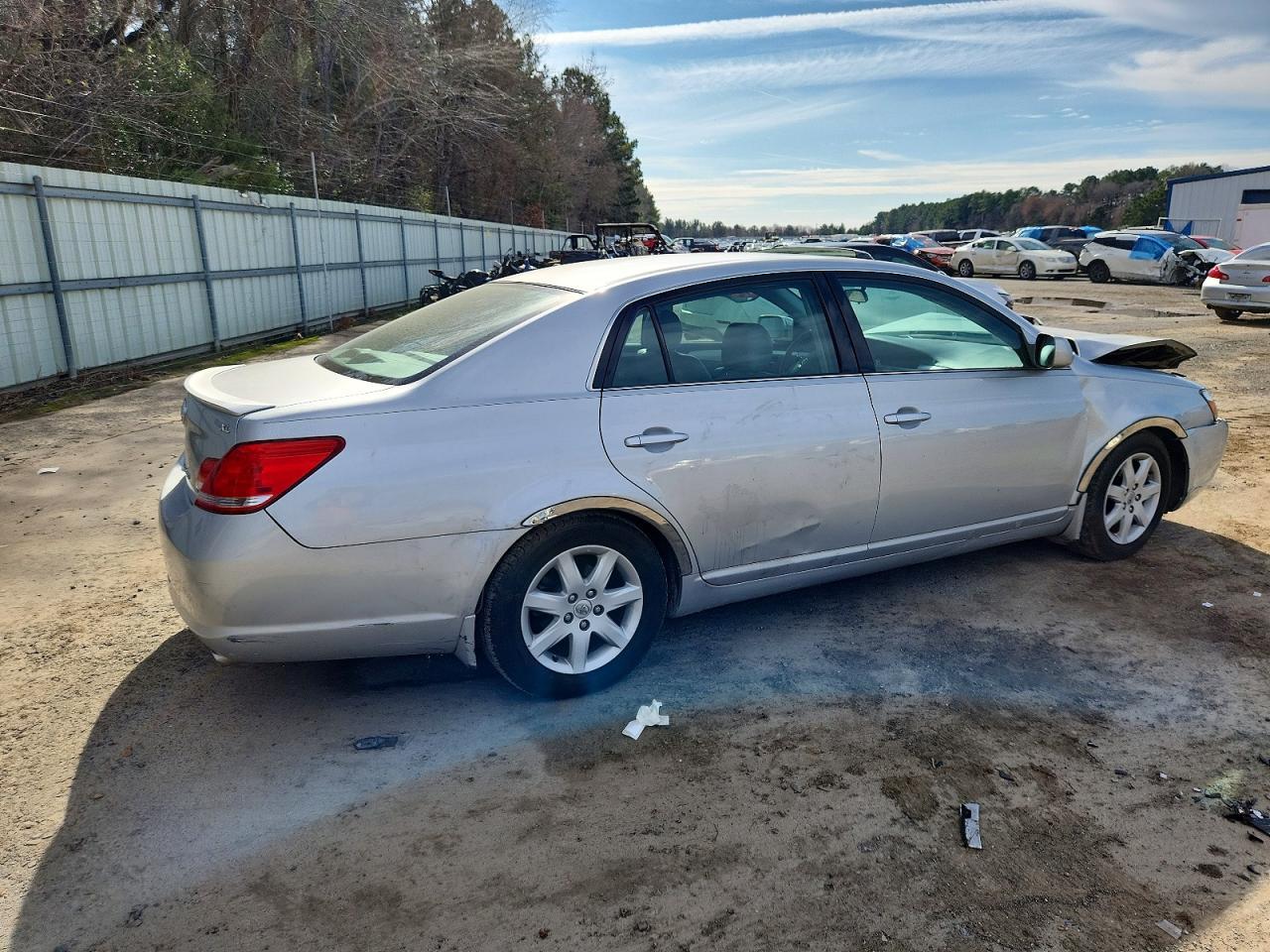 2006 Toyota Avalon Xl - Фото 3