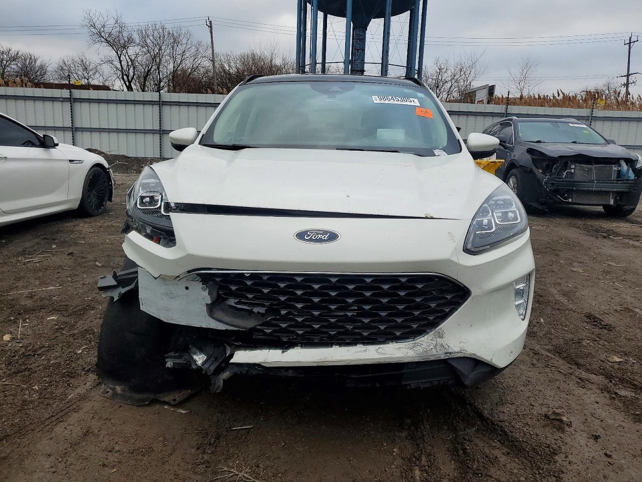 2020 Ford Escape Titanium - Фото 5