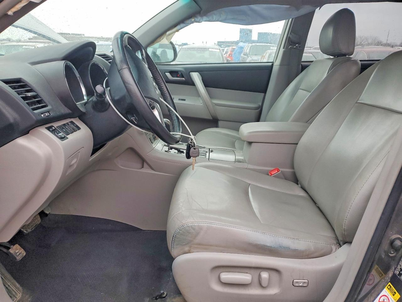 2013 Toyota Highlander Base - Фото 7