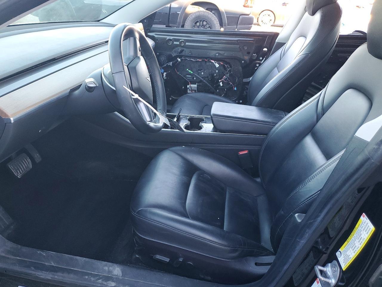 2018 Tesla Model 3 - Фото 7