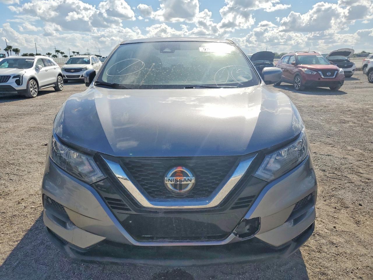 2020 Nissan Rogue Sport S - Фото 5