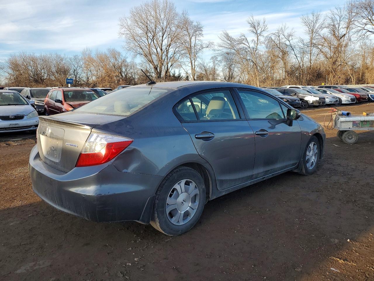 2012 Honda Civic Hybrid L - Image 3