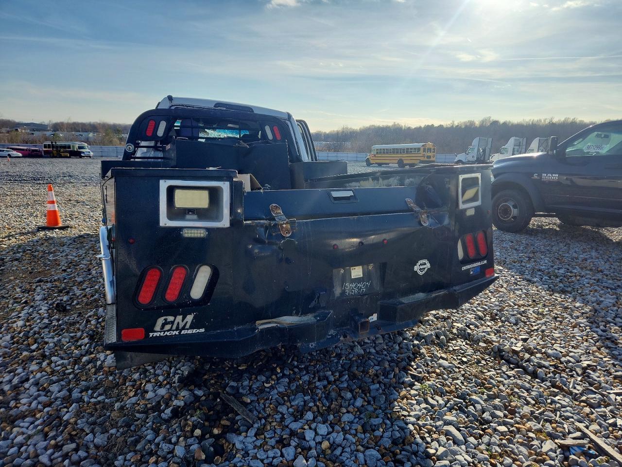 2018 Ford F350 - Image 6