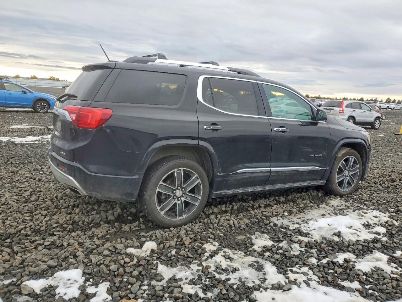 2019 GMC Acadia Denali - Фото 3