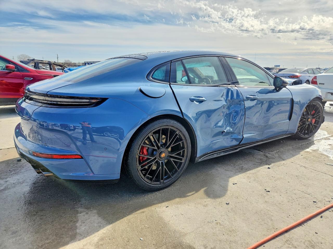 2026 Porsche Panamera Gts - Фото 3