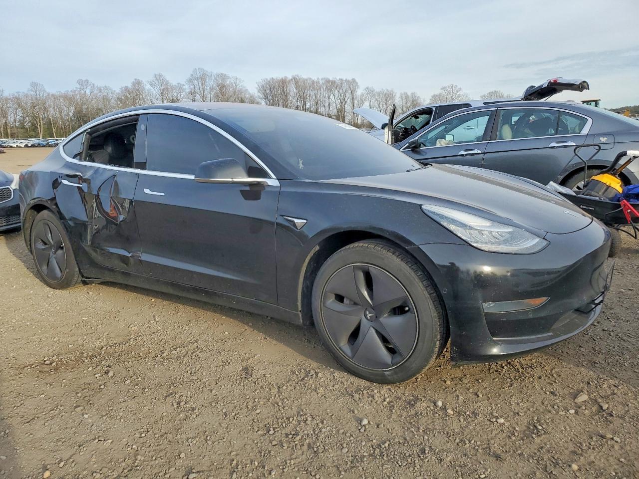 2018 Tesla Model 3 - Image 4