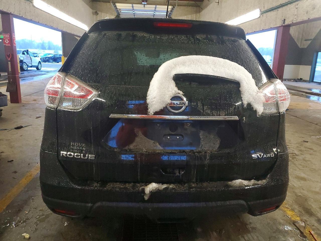 2015 Nissan Rogue S - Фото 6