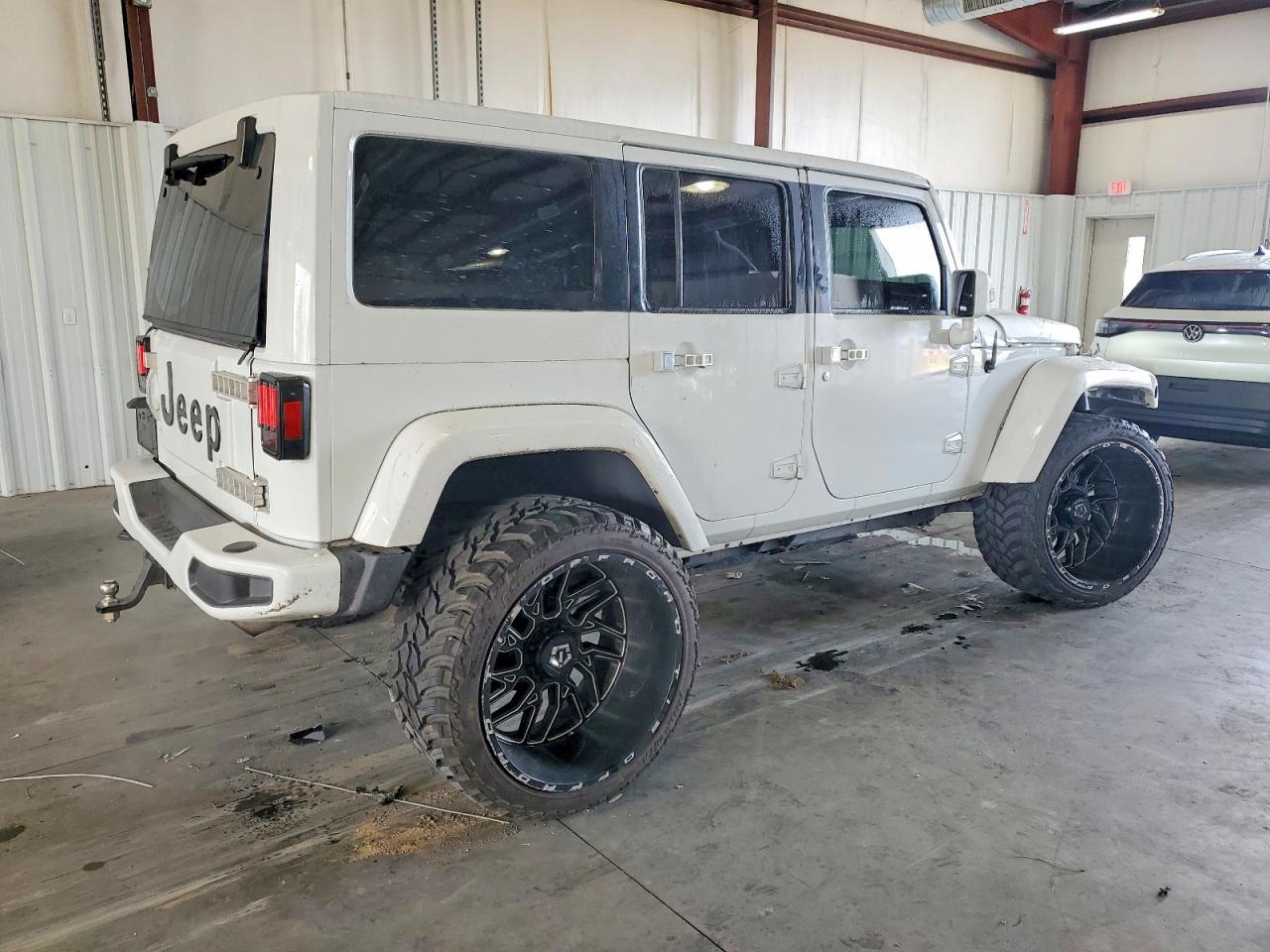 2015 Jeep Wrangler Unlimited Sahara - Фото 3