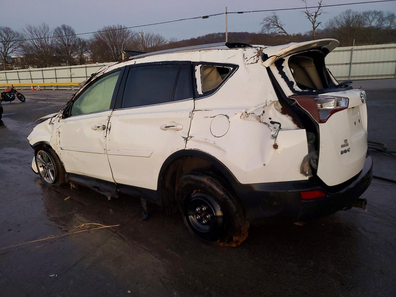 2015 Toyota Rav4 Xle - Фото 2