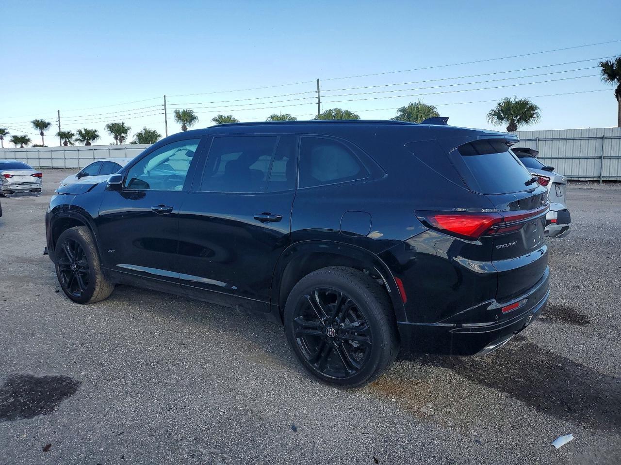 2025 Buick Enclave Sport Touring - Фото 2