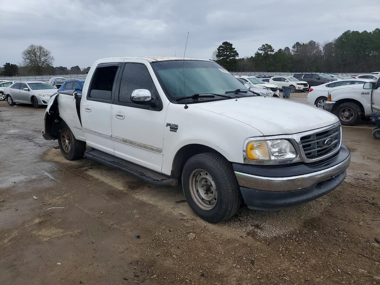 2001 Ford F150 Supercrew - Image 4