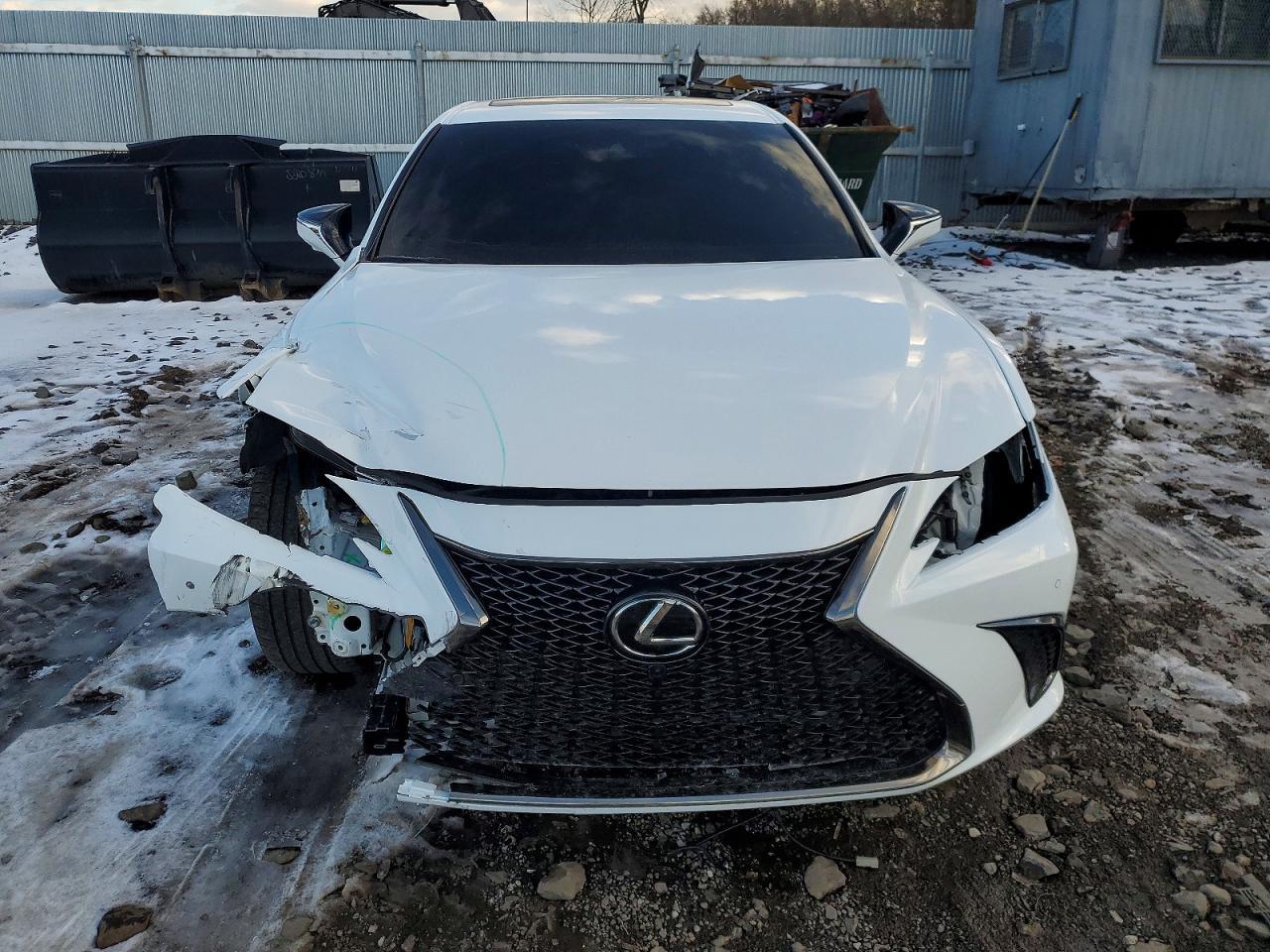 2024 Lexus Es 300H F Sport Handling - Фото 5