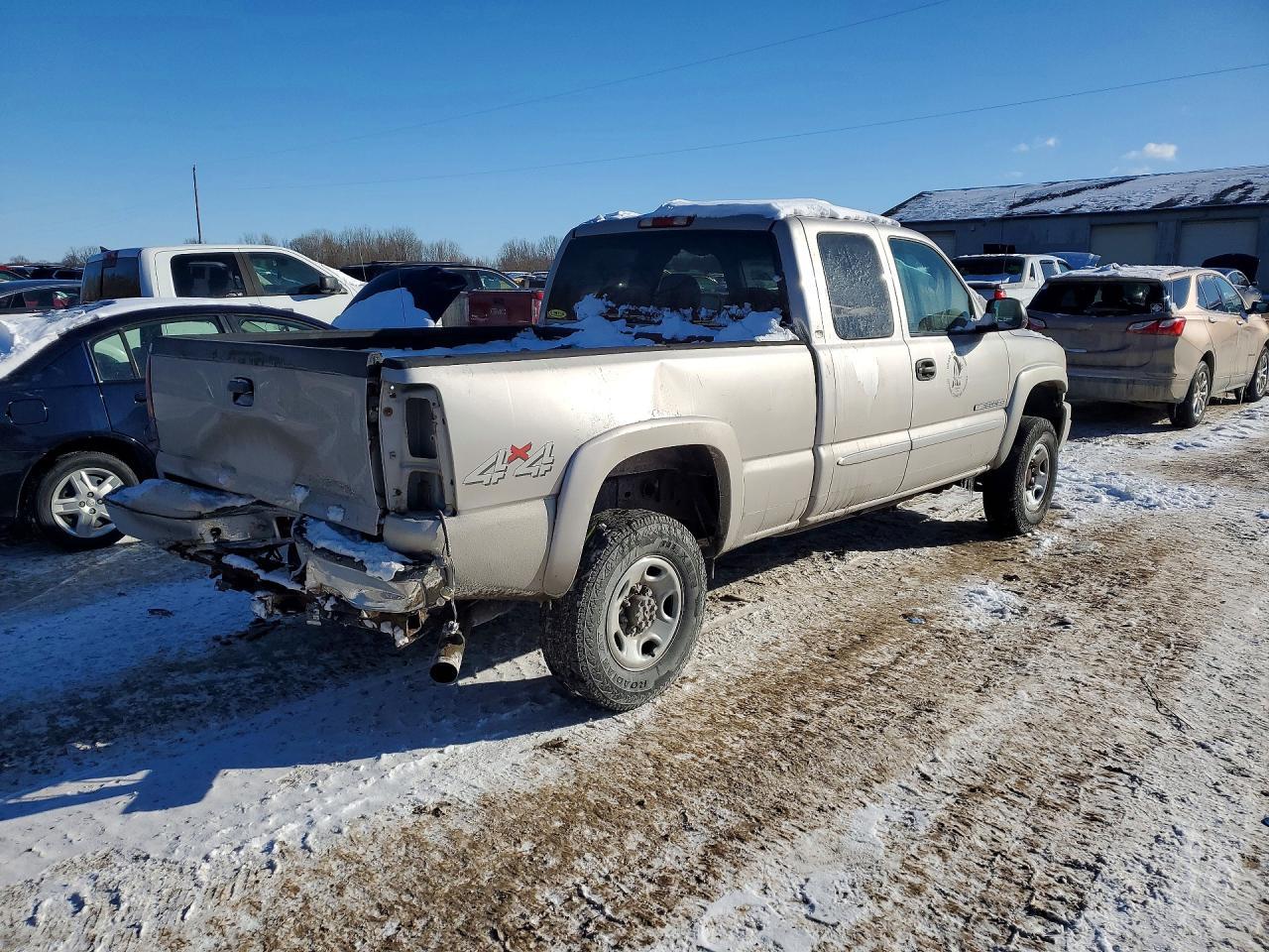 2006 GMC Sierra K2500 Heavy Duty - Image 3