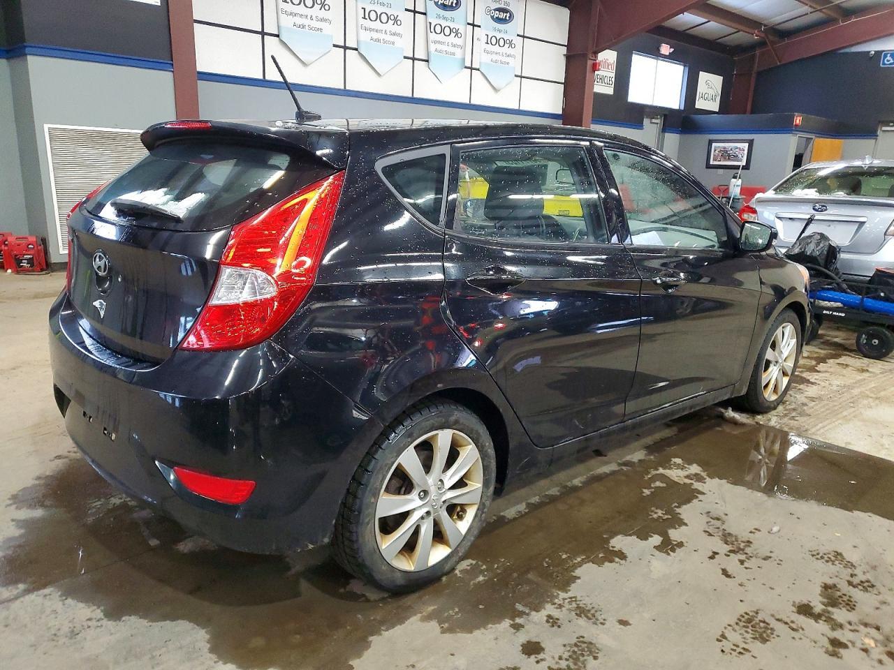 2014 Hyundai Accent Gls - Фото 3