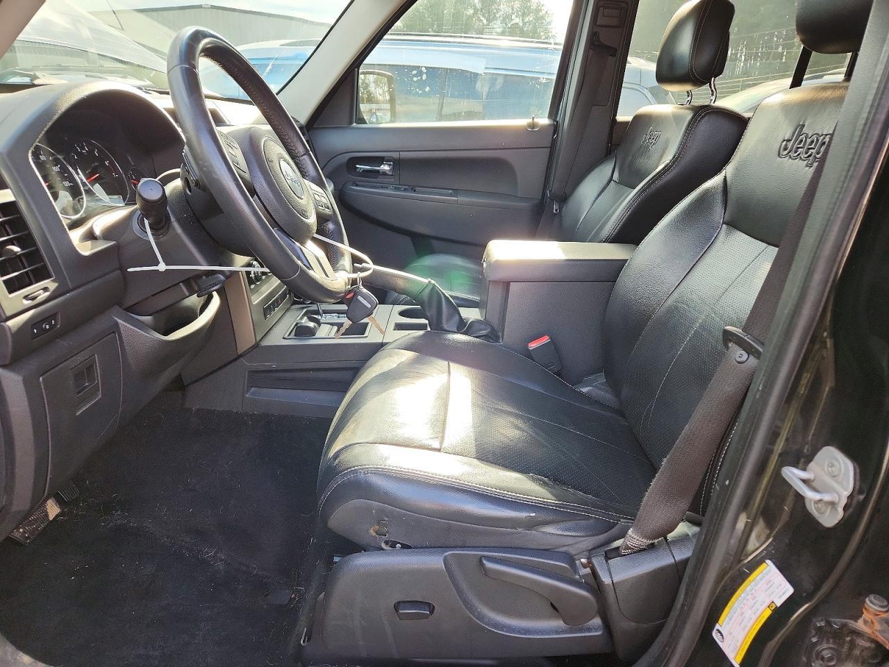 2012 Jeep Liberty Sport - Фото 7