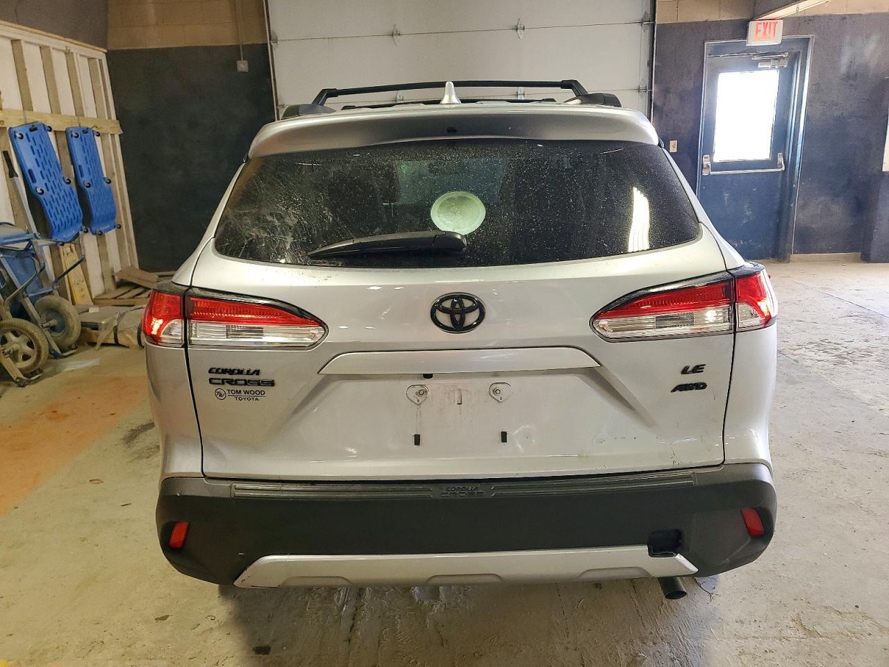 2022 Toyota Corolla Cross Le - Фото 6