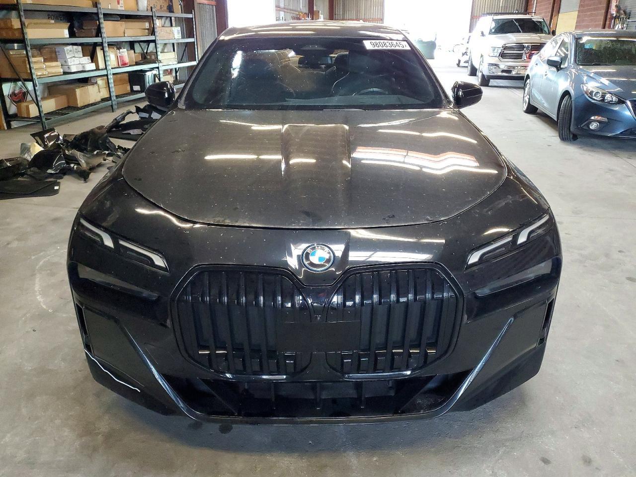2024 BMW I7 Edrive50 - Фото 5