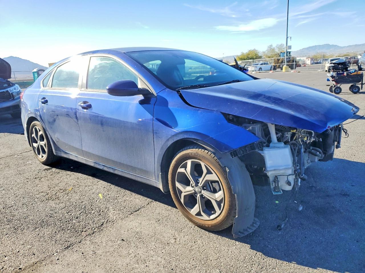 2021 Kia Forte Fe - Image 4