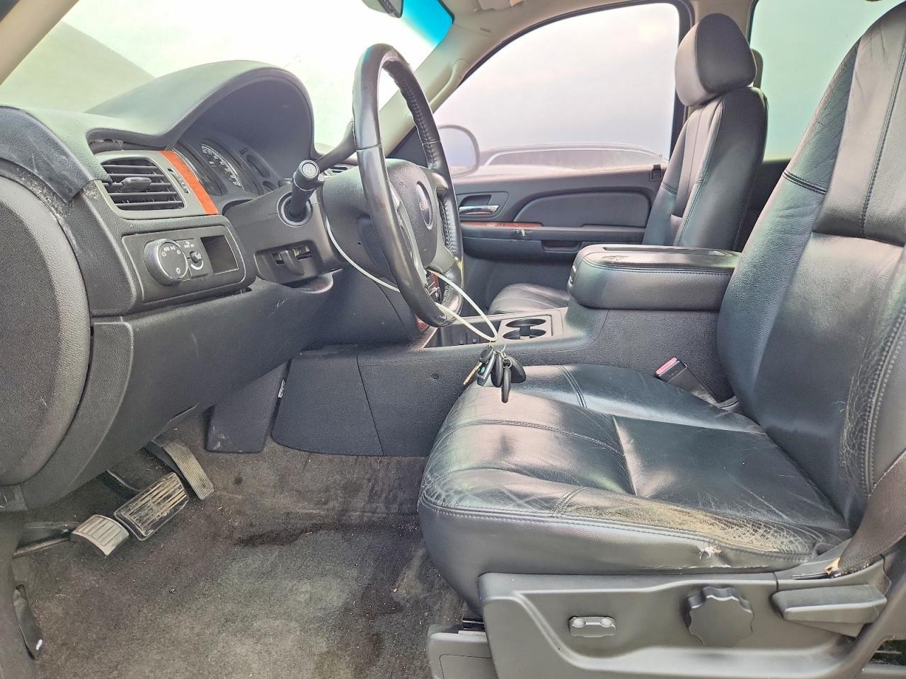 2008 GMC Yukon Hybrid - Image 7