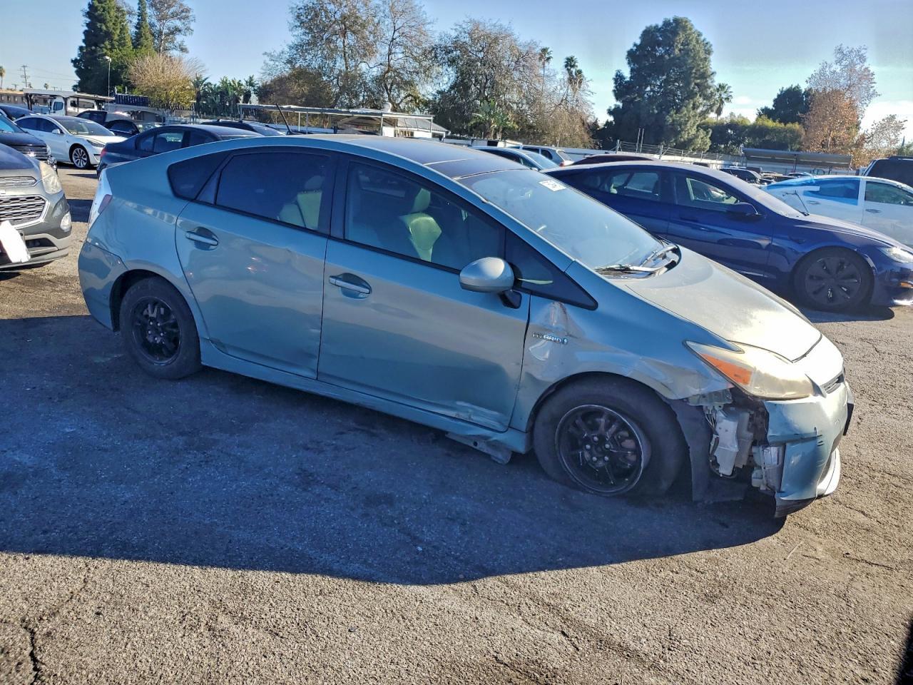 2013 Toyota Prius - Фото 4