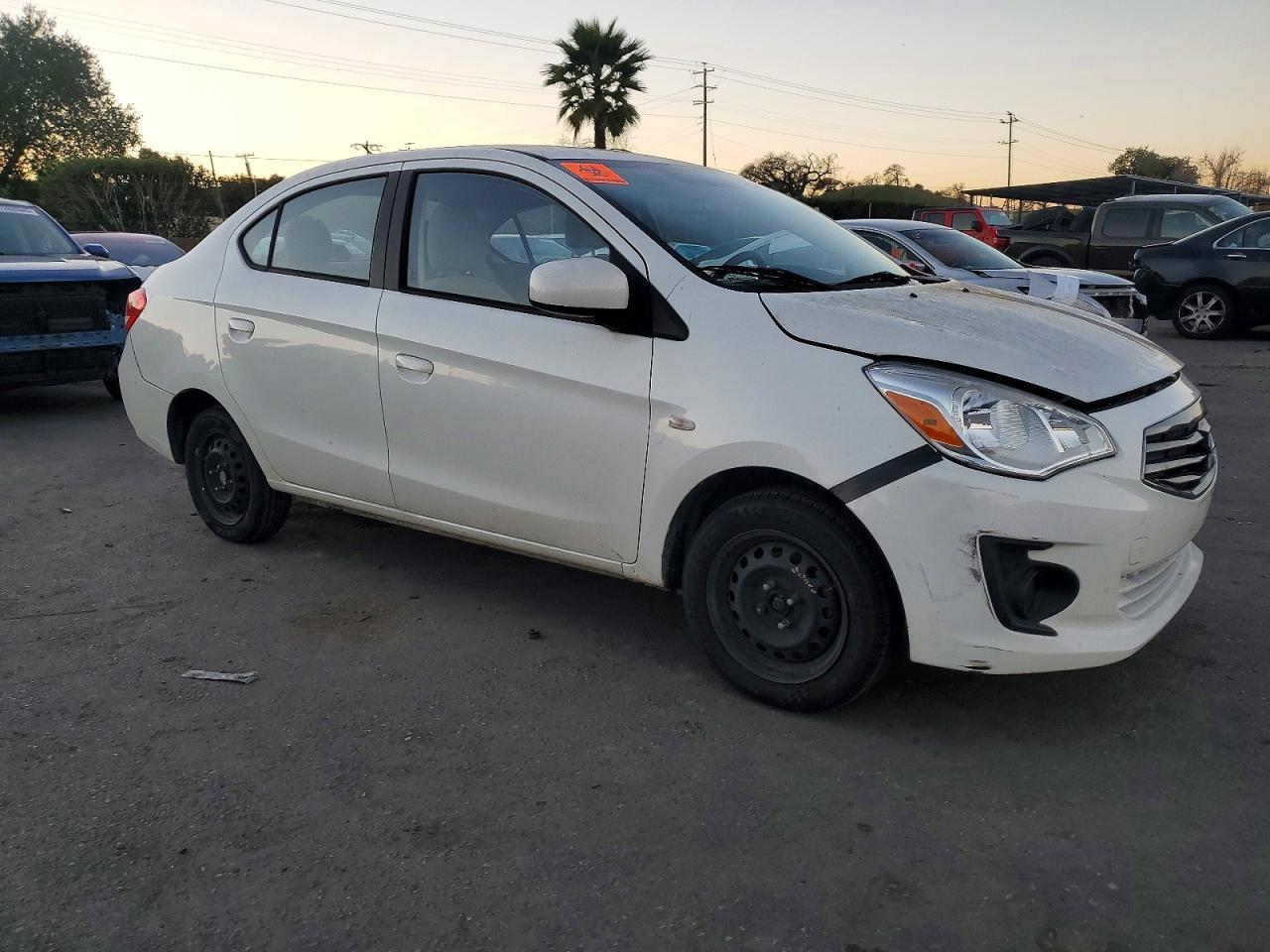 2017 Mitsubishi Mirage G4 Es - Image 4