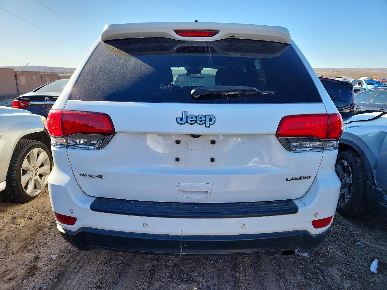 2019 Jeep Grand Cherokee Laredo - Image 6