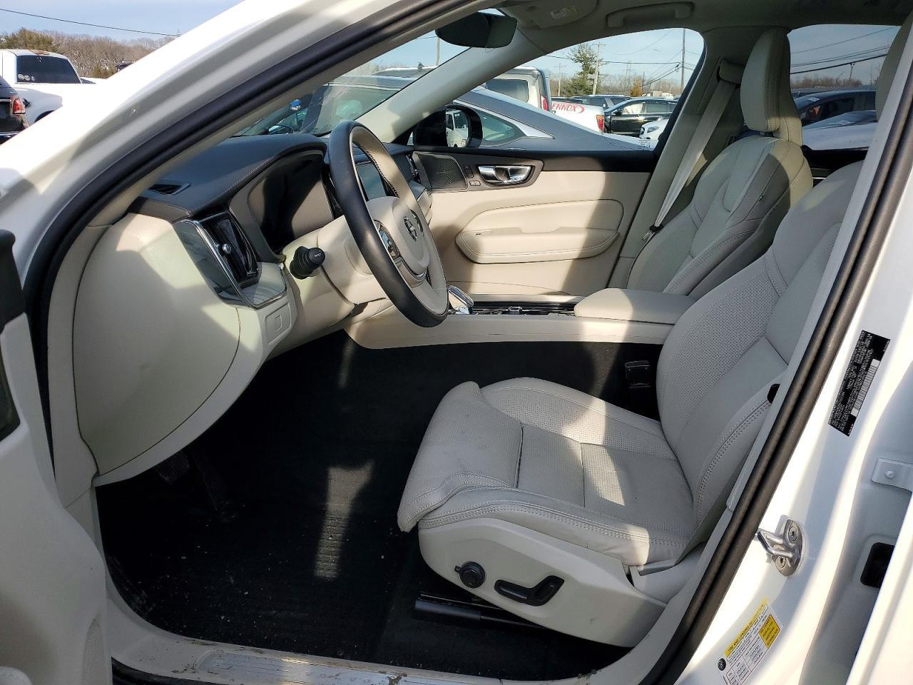 2025 Volvo Xc60 Ultra - Фото 7