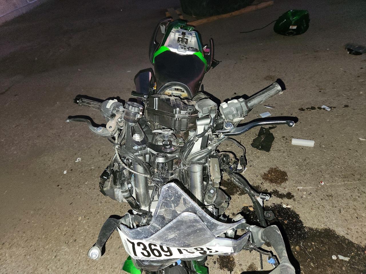 2025 Kawasaki Zx1100 J - Фото 5