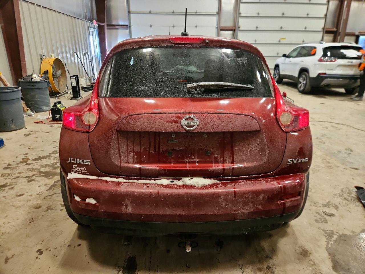2011 Nissan Juke S - Фото 6