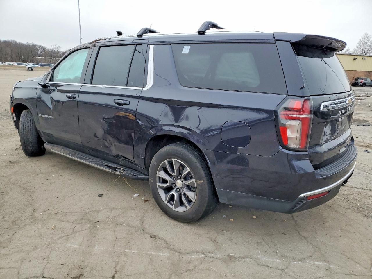 2023 Chevrolet Suburban K1500 Lt - Фото 2