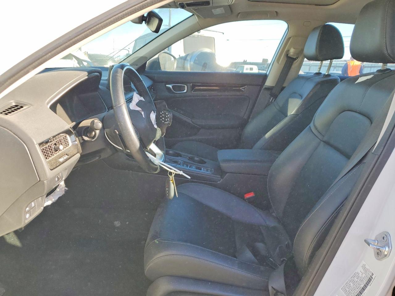 2024 Honda Civic Touring - Image 7