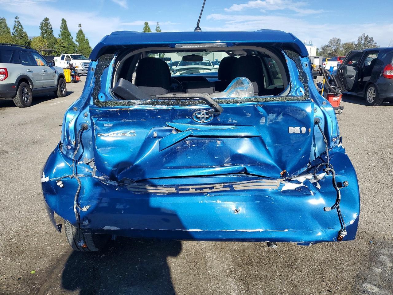 2013 Toyota Prius C - Фото 6