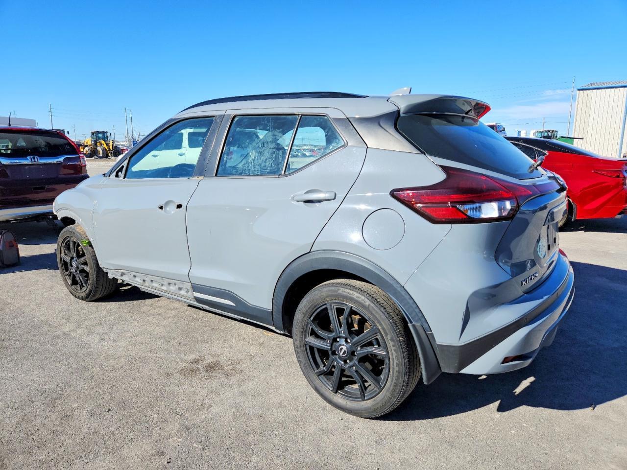 2022 Nissan Kicks Sr - Фото 2