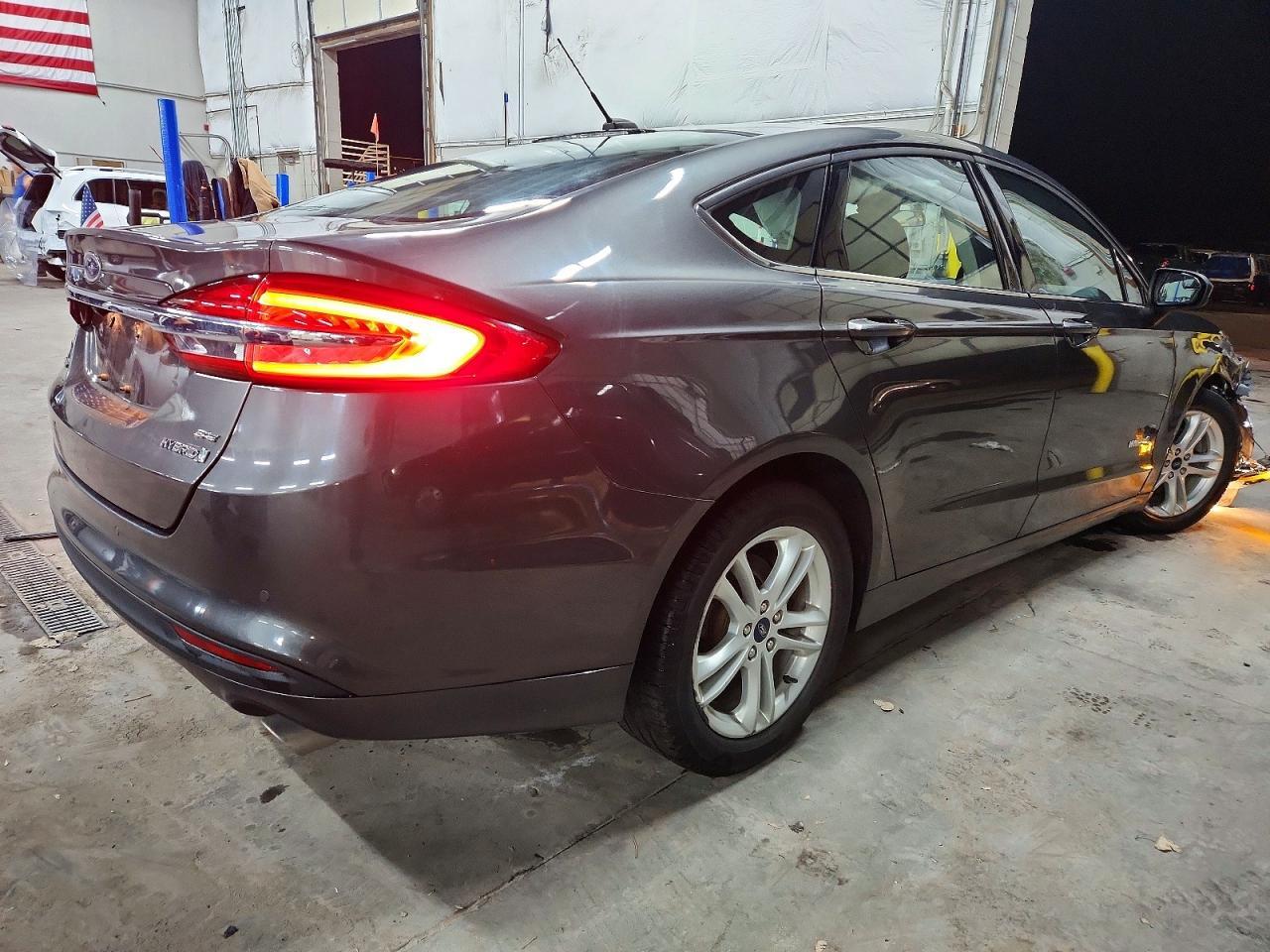 2018 Ford Fusion Se Hybrid - Фото 3
