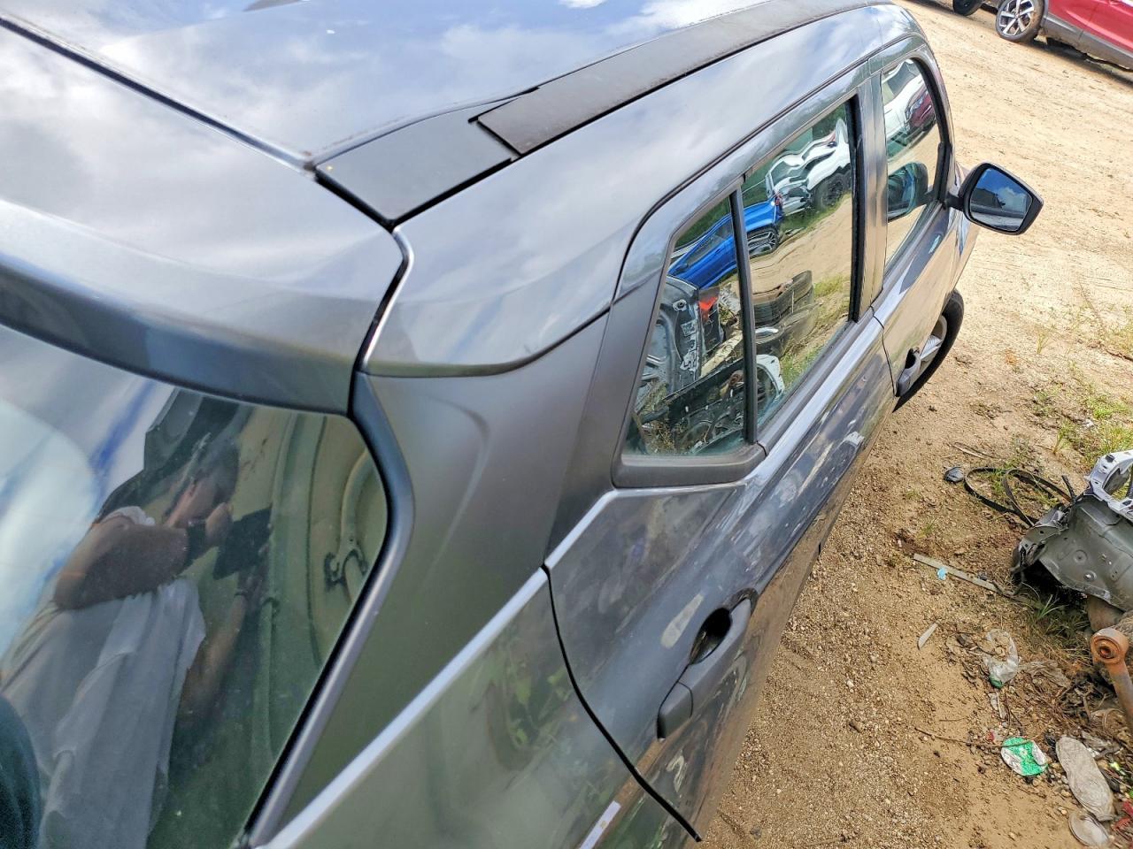 2022 Nissan Kicks S - Image 3